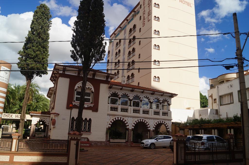 Tamareiras Park Hotel Uberaba Exterior photo